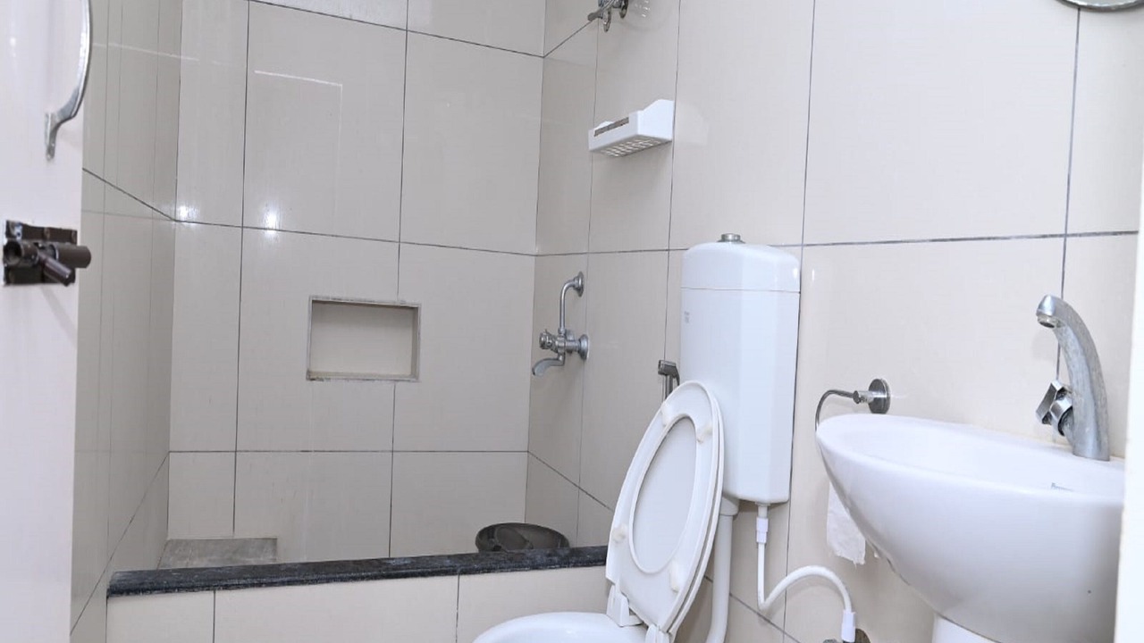 Photo of Bathroom in White Town