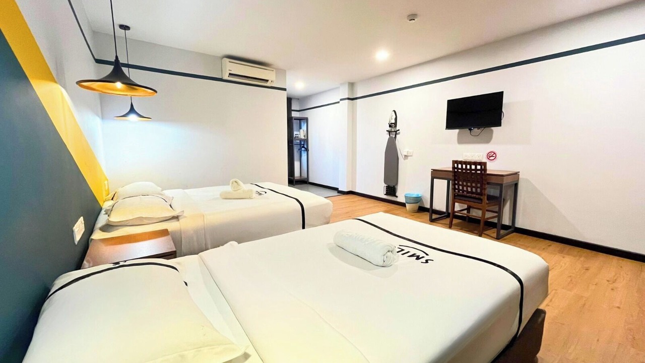 Photo of Bedroom in Maluri