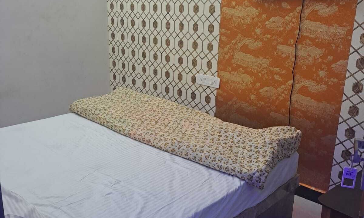 Photo of Bedroom in Pratapgarh