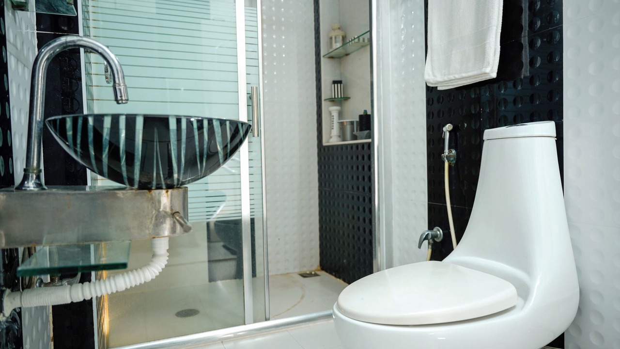 Photo of Bathroom in Ambasamudram