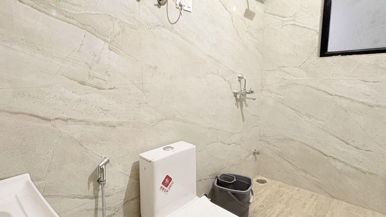 Photo of Bathroom in Amer