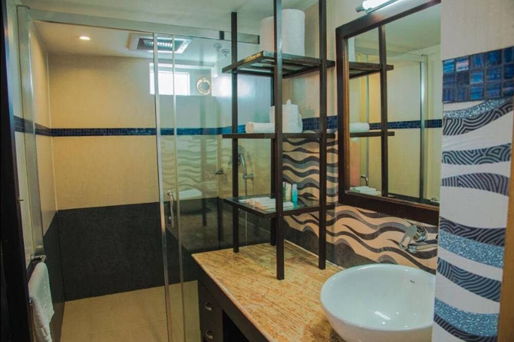 Photo of Bathroom in Kumbalam