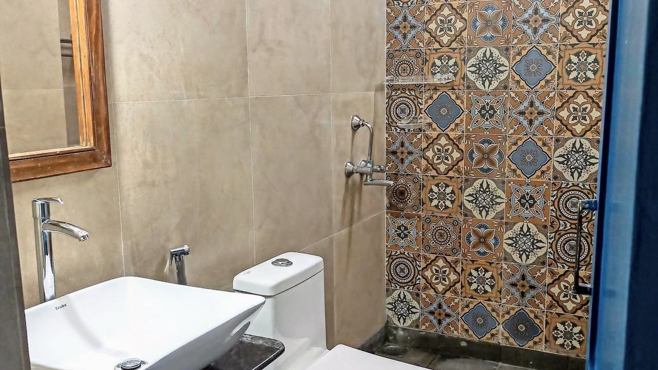 Photo of Bathroom in Benaulim