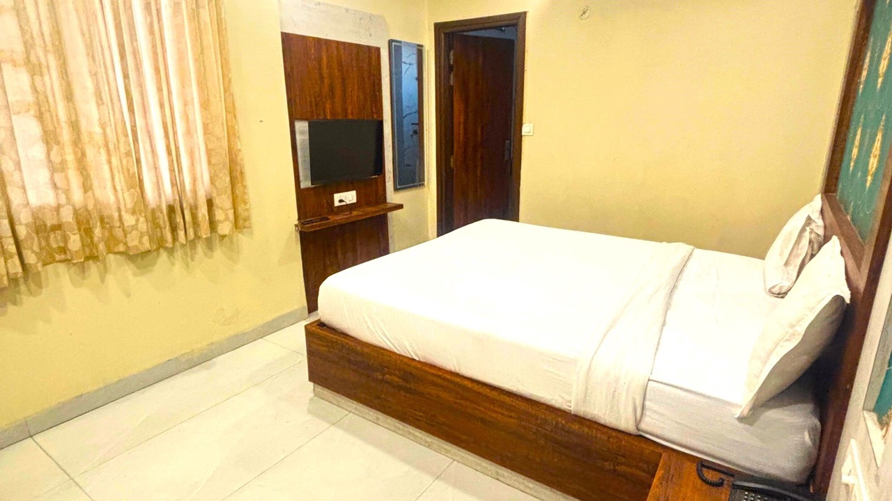 Photo of Bedroom in Tonk Road