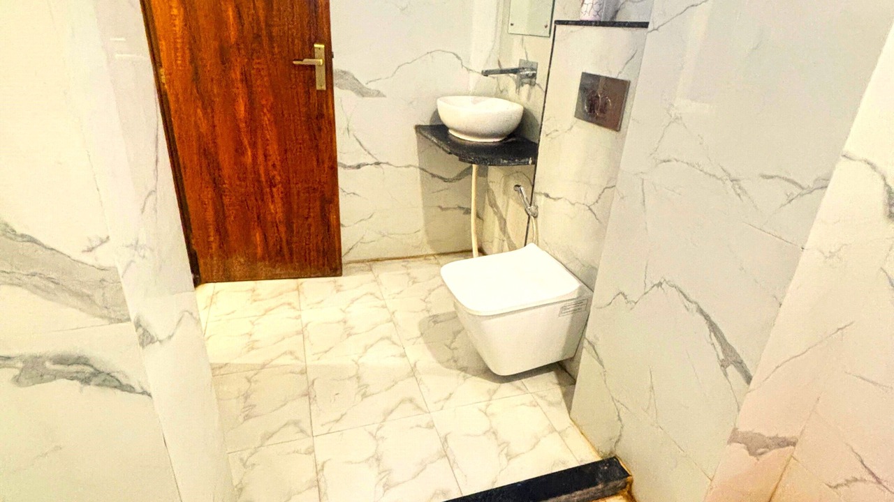 Photo of Bathroom in Tonk Road