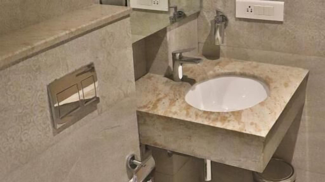 Photo of Bathroom in Tapovan