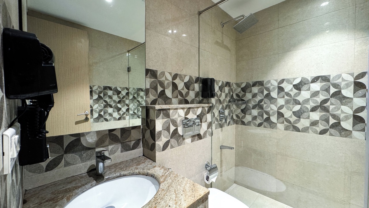 Photo of Bathroom in Tapovan