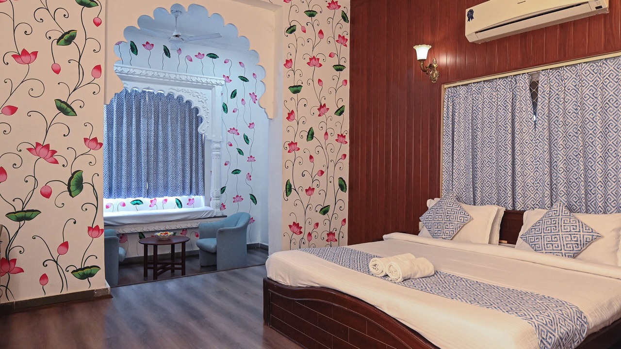 Photo of Bedroom in Mali Colony