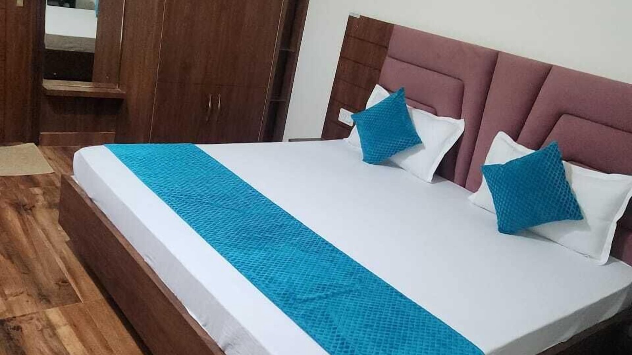 Photo of Bedroom in Roorkee