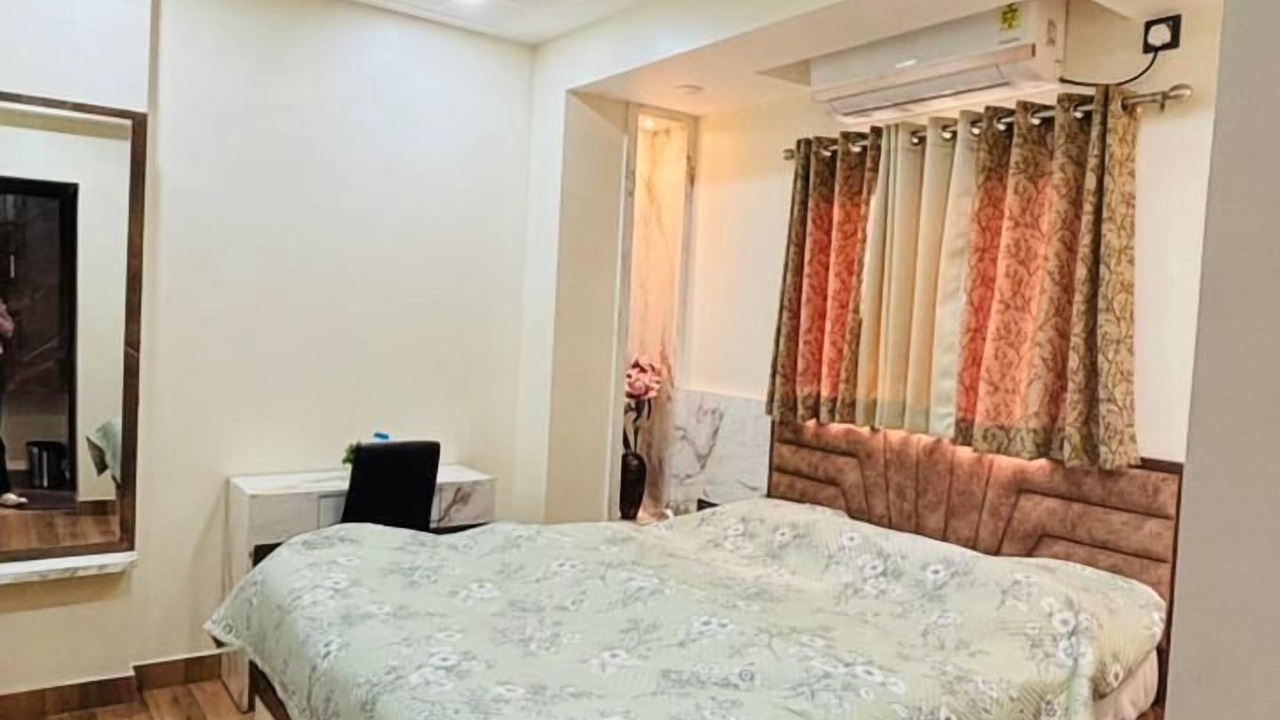 Photo of Bedroom in Dhanbad