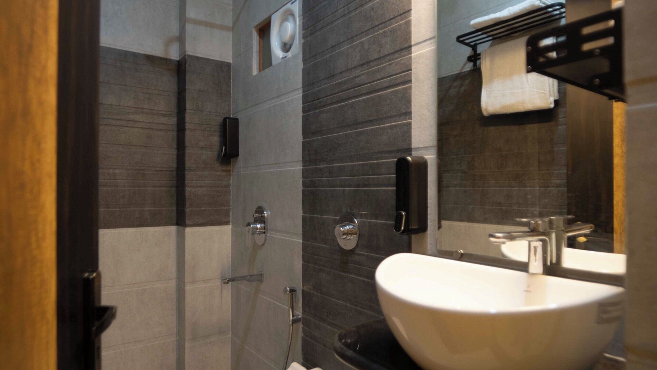 Photo of Bathroom in Lakhisarai