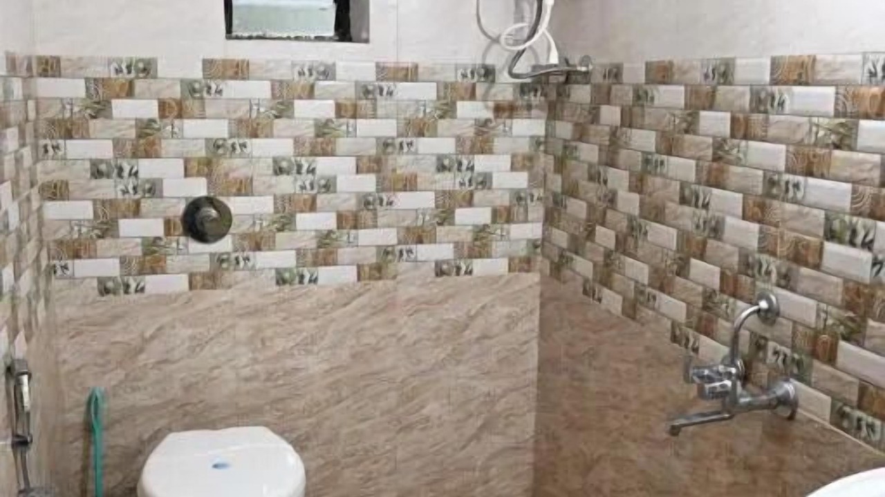 Photo of Bathroom in Benaulim