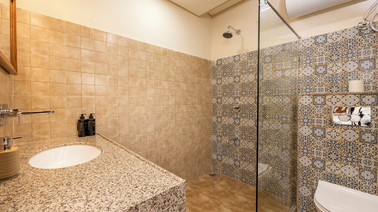 Photo of Bathroom in Pink City