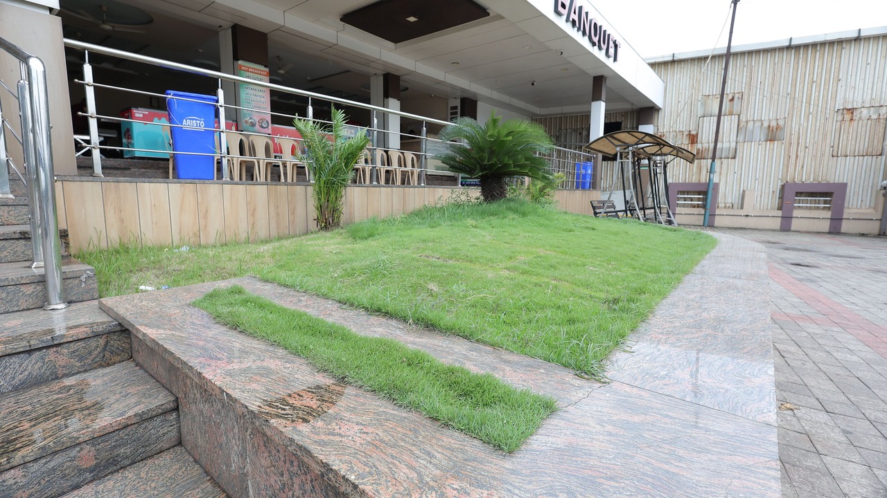 Photo of Outdoor in Palsana