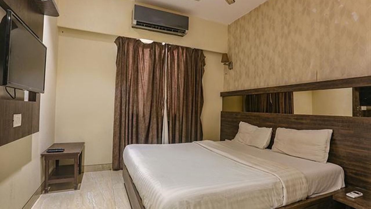 Photo of Bedroom in Mira Road East