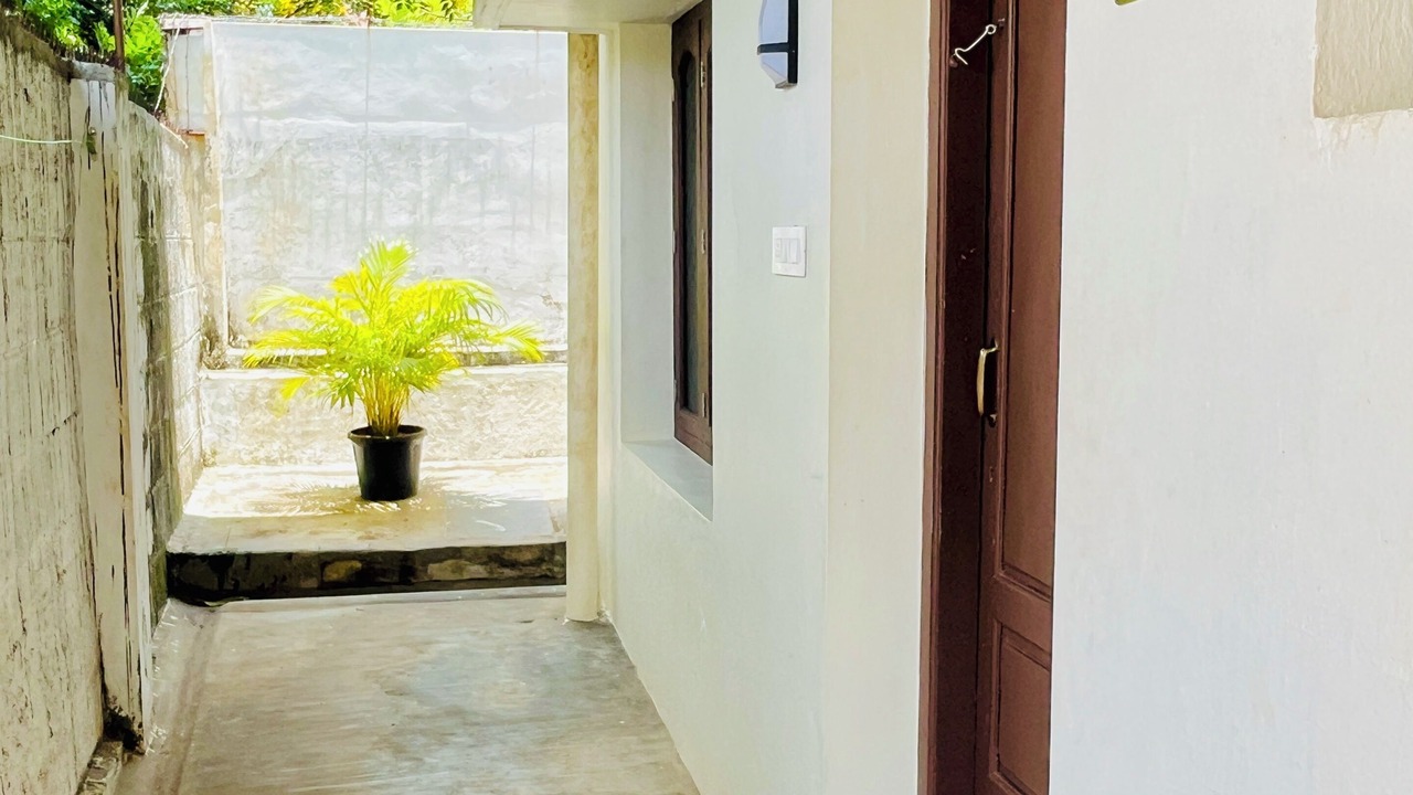 Photo of Outdoor in Courtallam