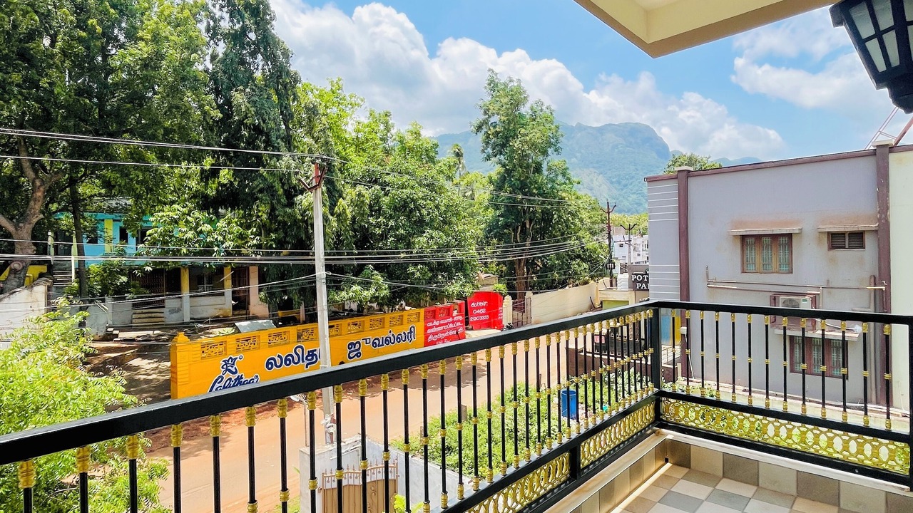 Photo of Patio Balcony in Courtallam