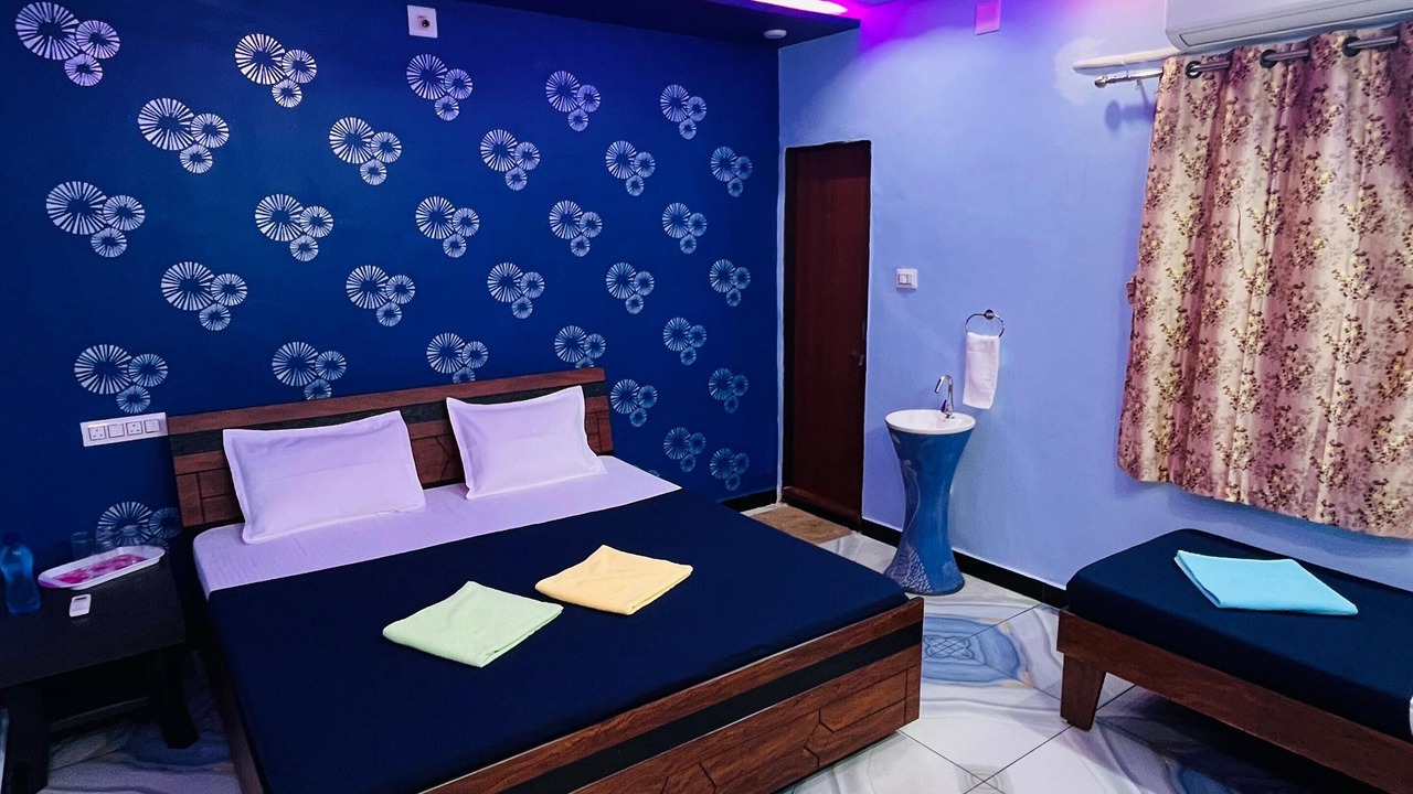 Photo of Bedroom in Rajpipla