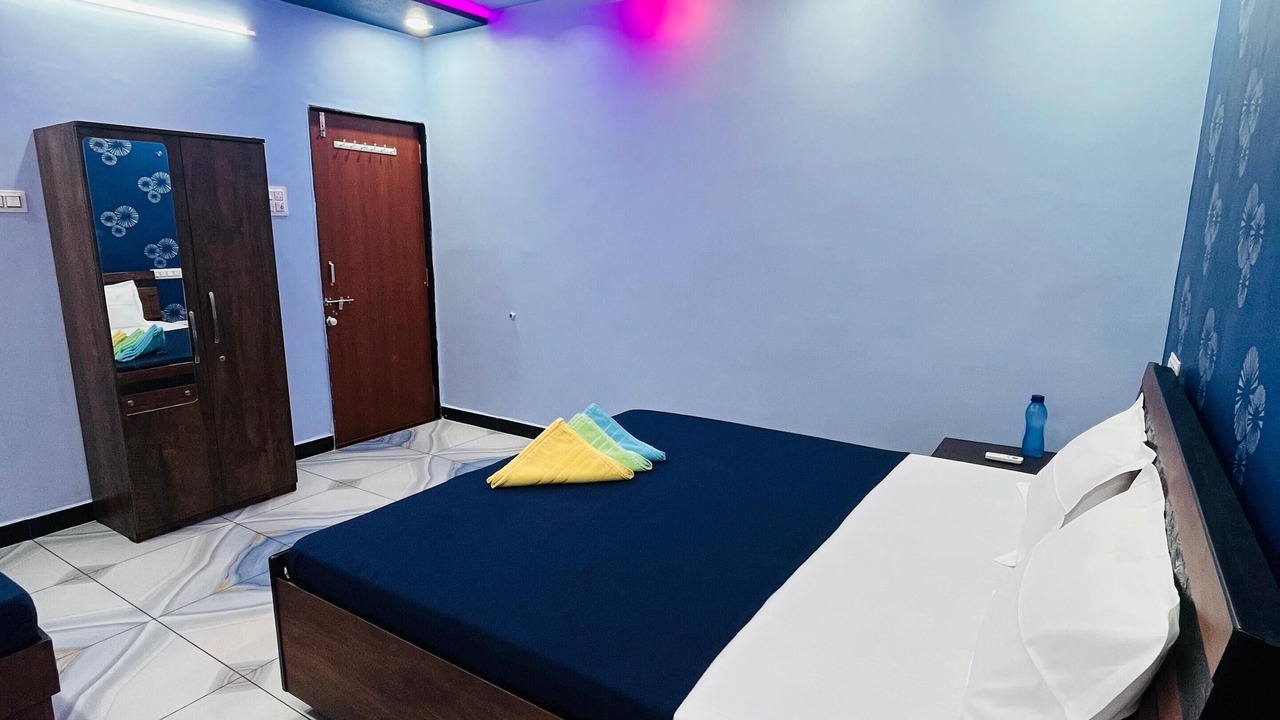 Photo of Bedroom in Rajpipla