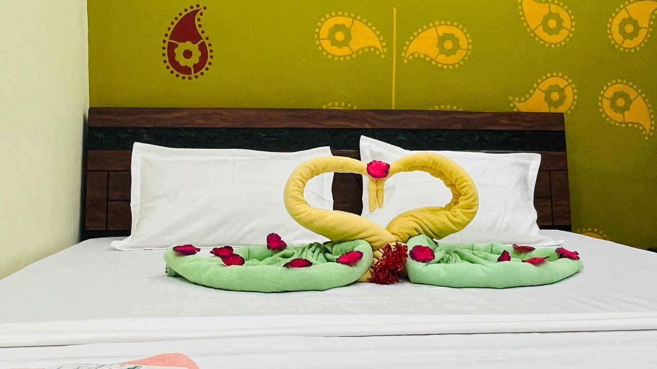 Photo of Bedroom in Rajpipla
