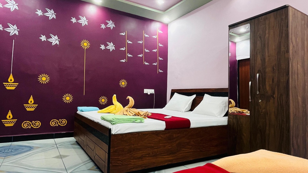 Photo of Bedroom in Rajpipla