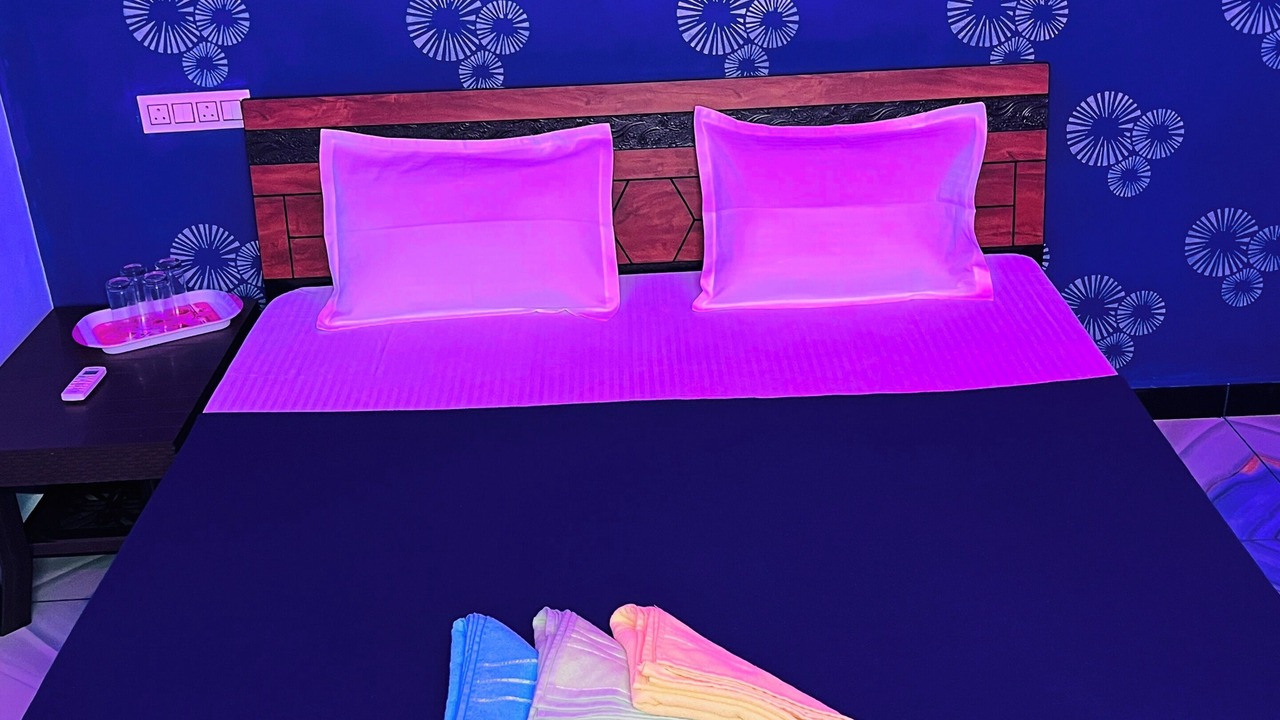 Photo of Bedroom in Rajpipla