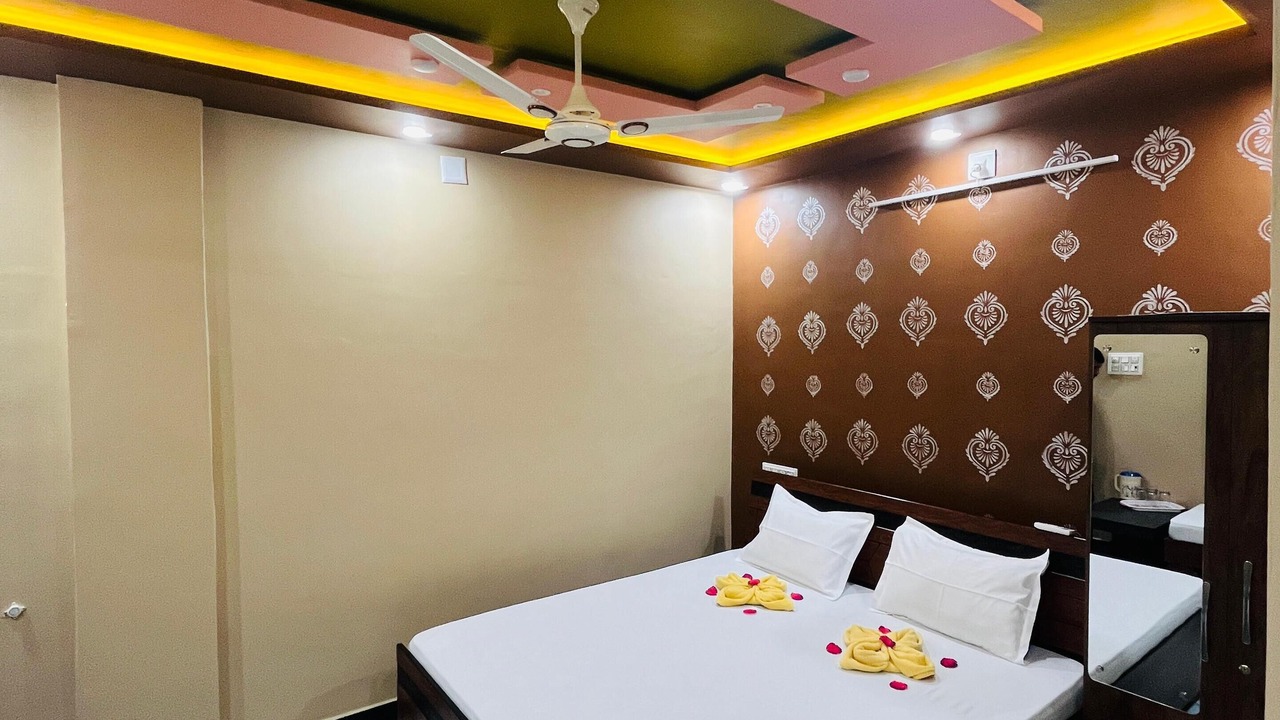 Photo of Bedroom in Rajpipla