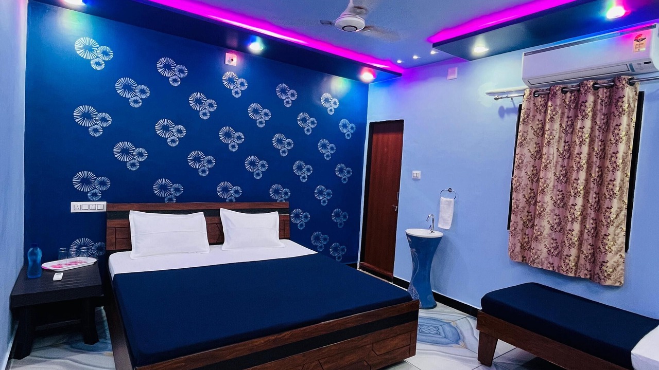 Photo of Bedroom in Rajpipla