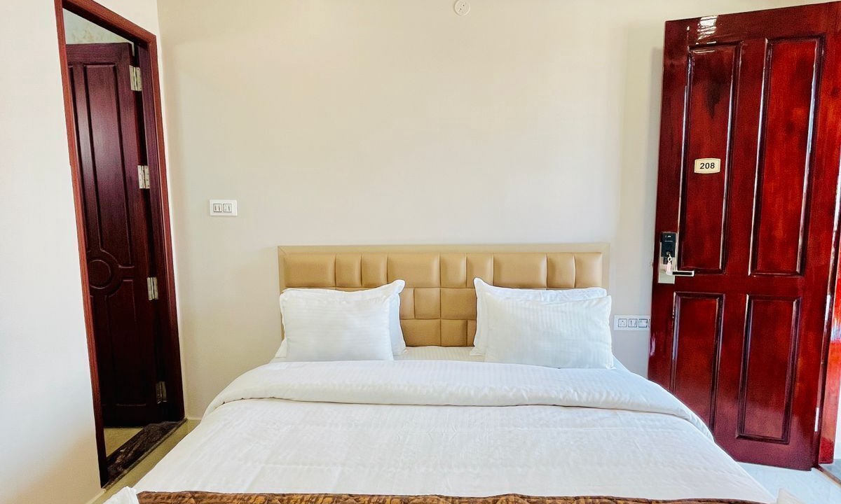 Photo of Bedroom in Courtallam