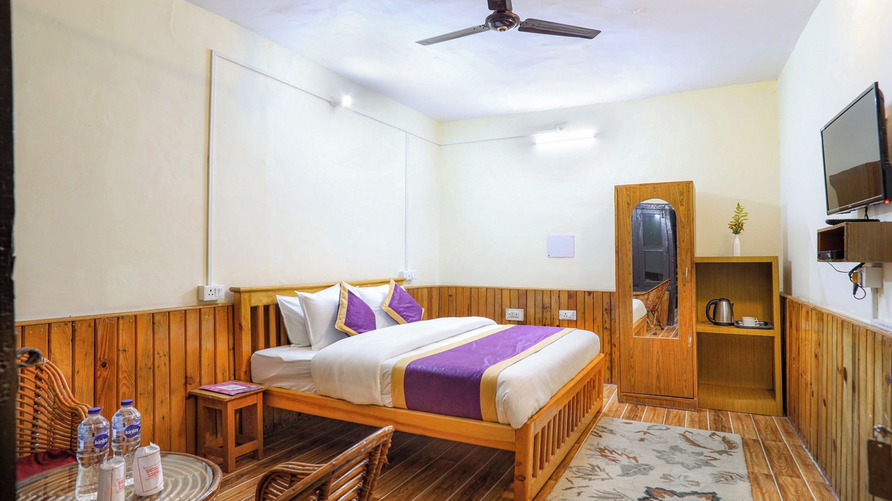 Photo of Bedroom in Almora