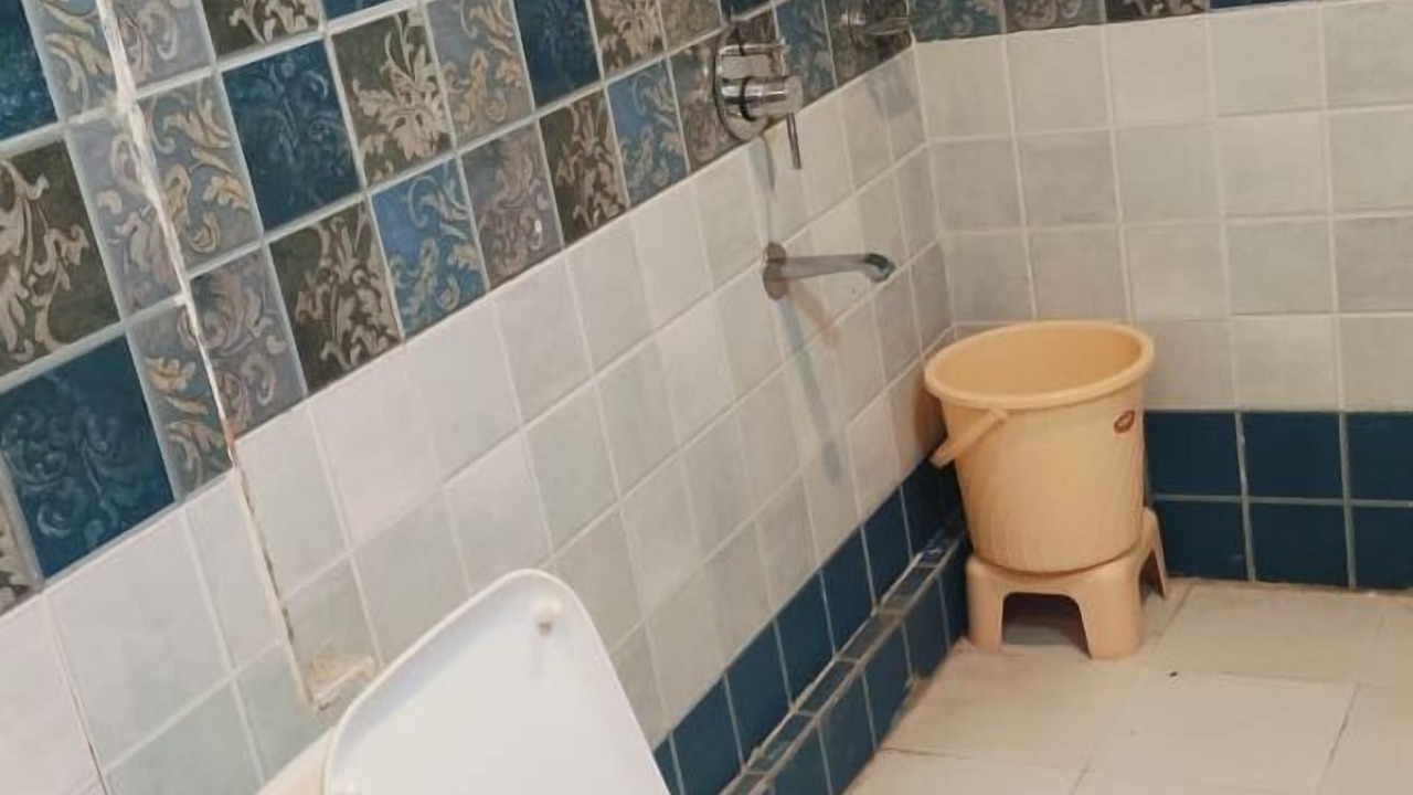 Photo of Bathroom in Jogiyana