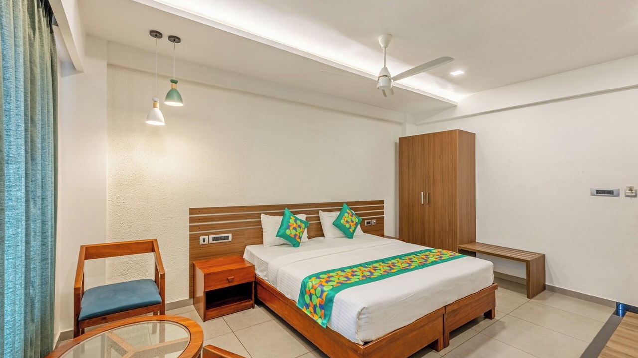 Photo of Bedroom in Thampanoor