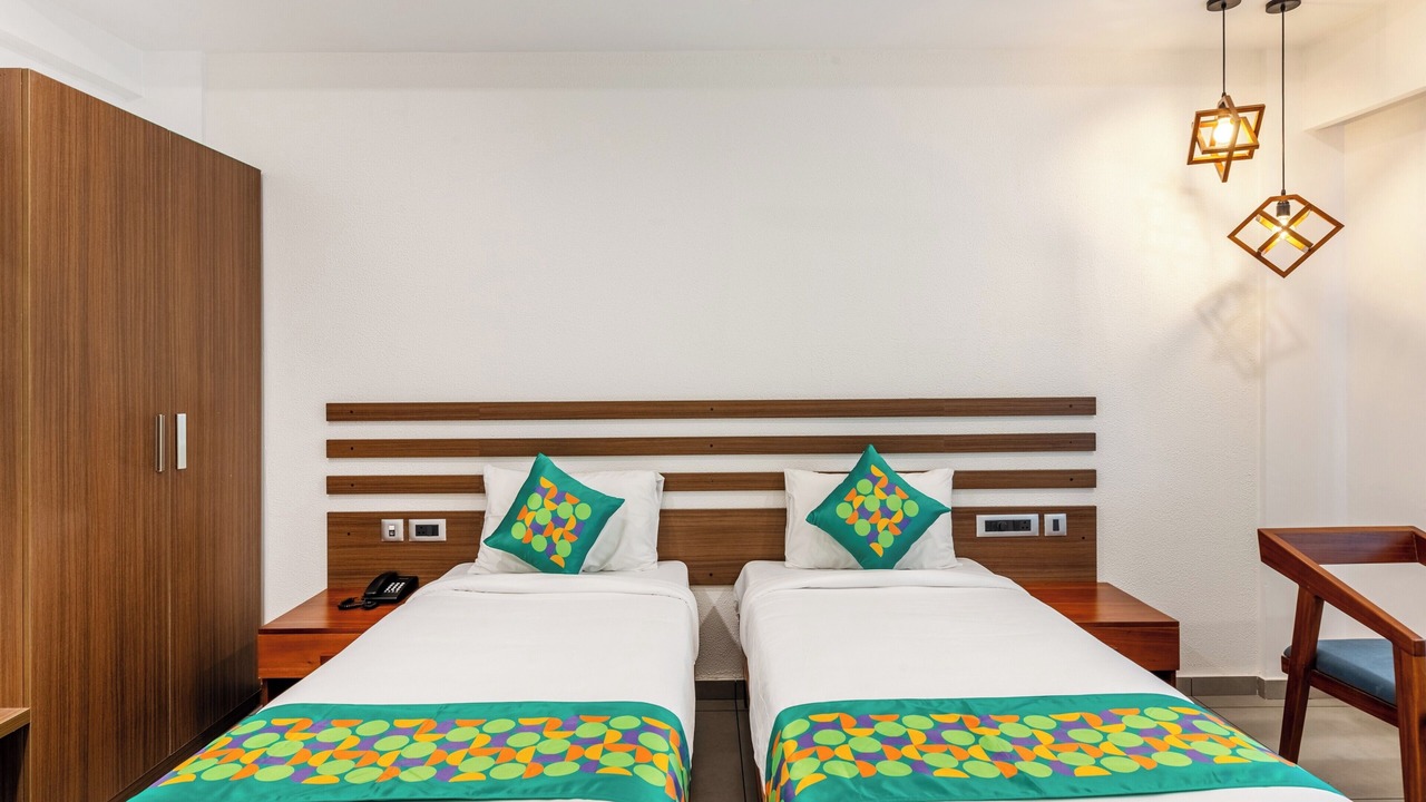 Photo of Bedroom in Thampanoor