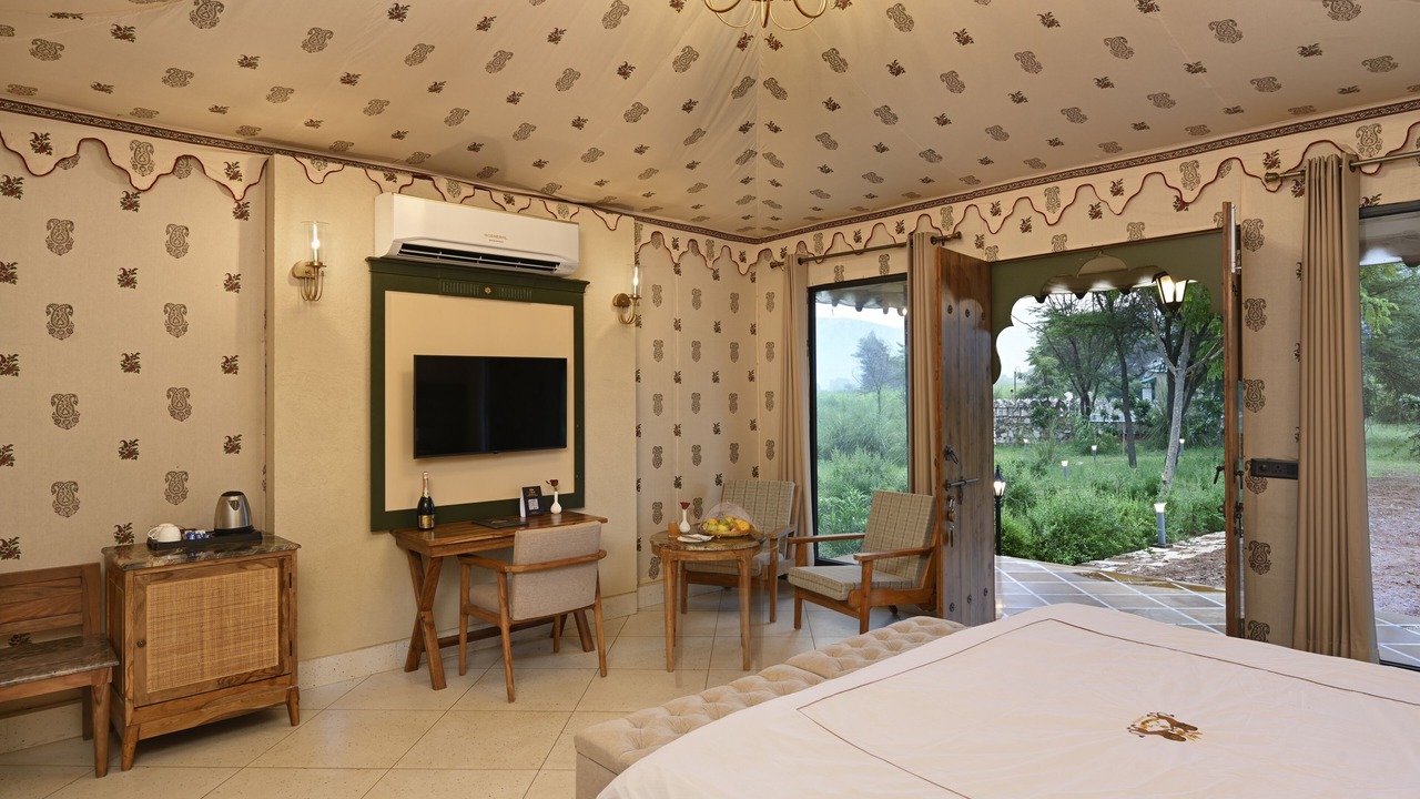 Photo of Bedroom in Jhiri