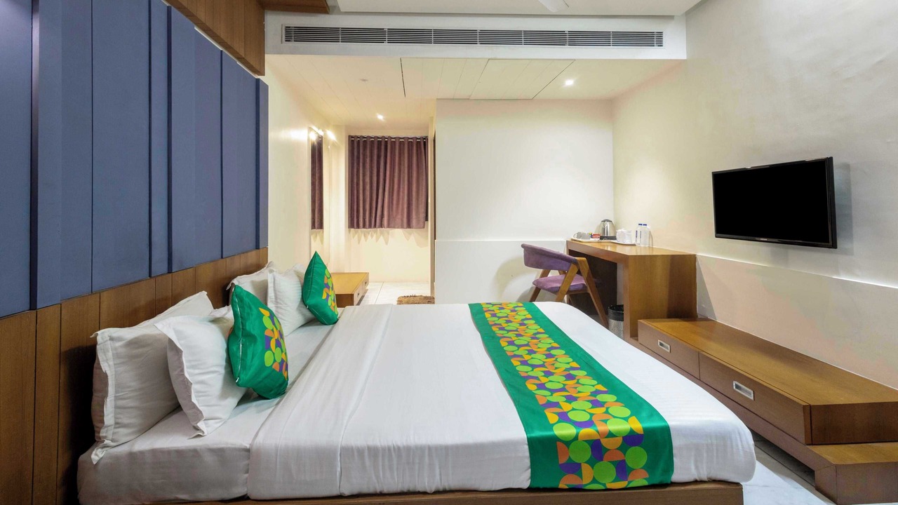 Photo of Bedroom in Gandhinagar