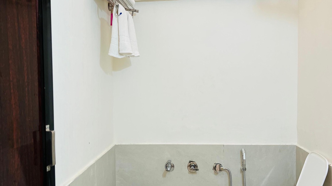 Photo of Bathroom in Rajpipla