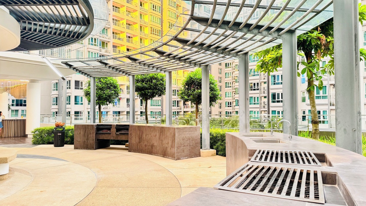 Photo of Outdoor in Maluri