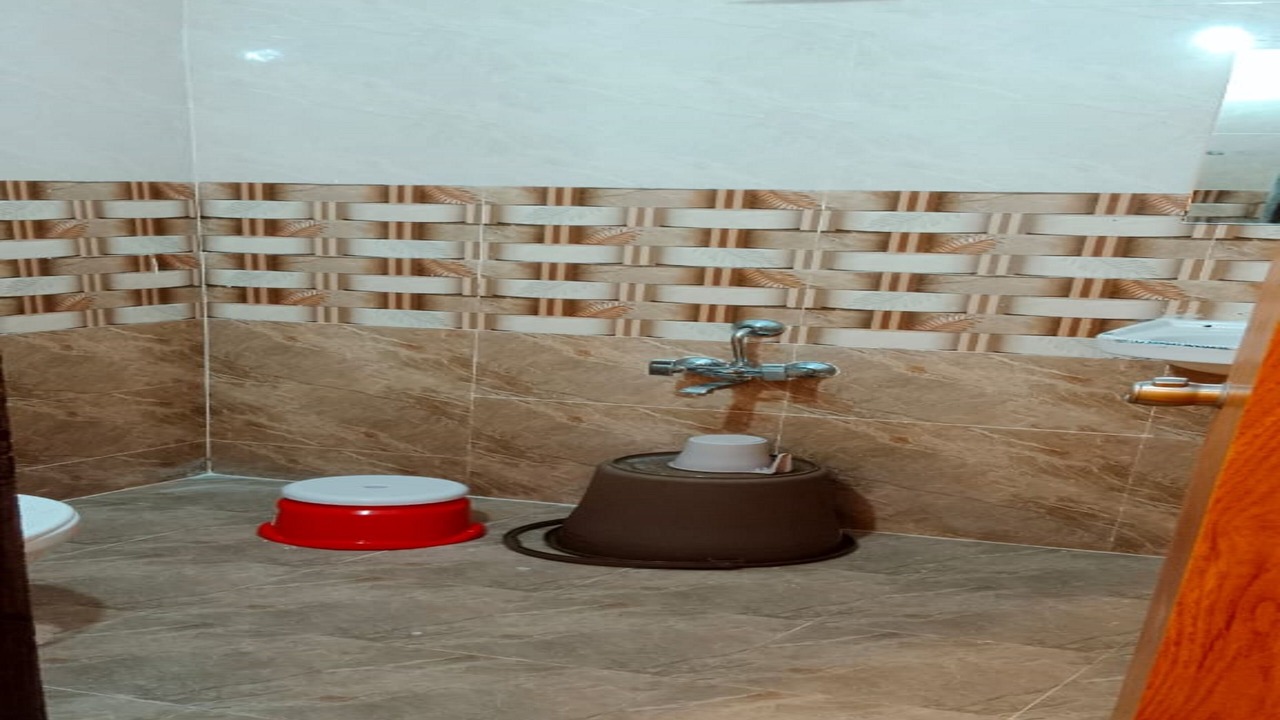 Photo of Bathroom in Anand