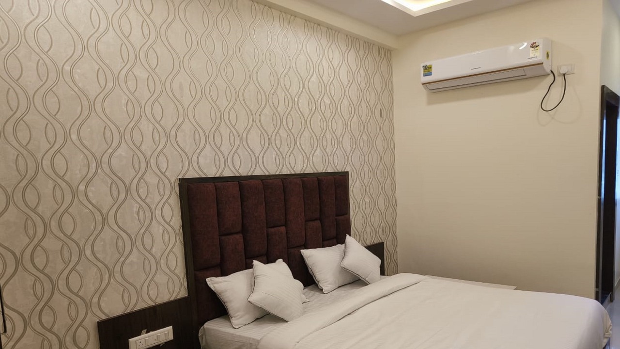 Photo of Bedroom in Anand