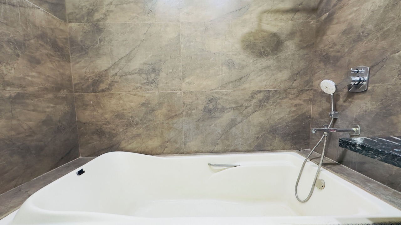 Photo of Bathroom in Anand