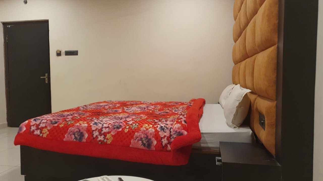 Photo of Bedroom in Bettiah