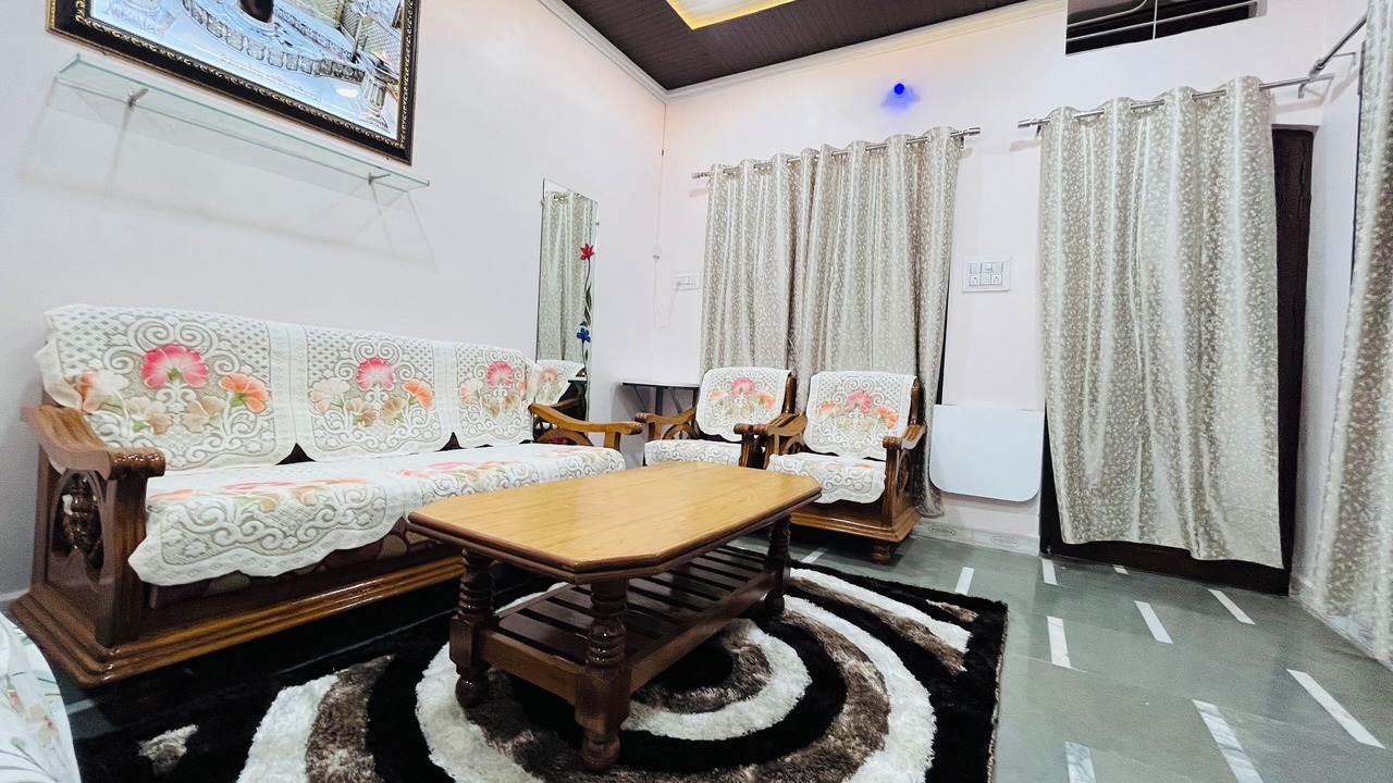 Photo of Livingroom in Ujjain