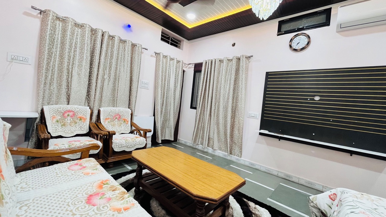 Photo of Livingroom in Ujjain