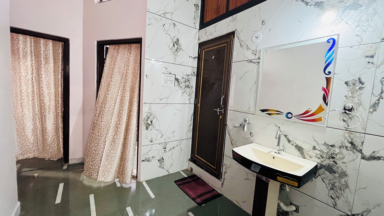 Photo of Bathroom in Ujjain