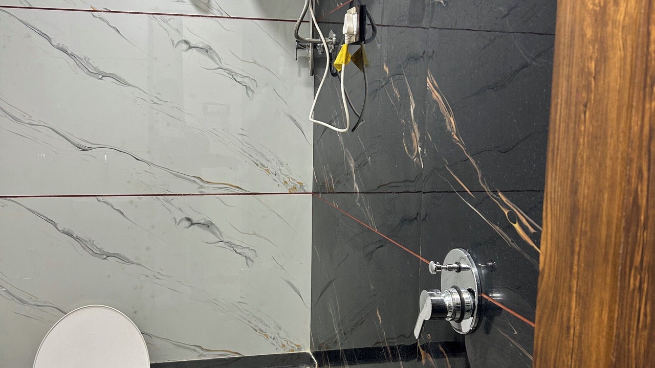 Photo of Bathroom in Rajpipla