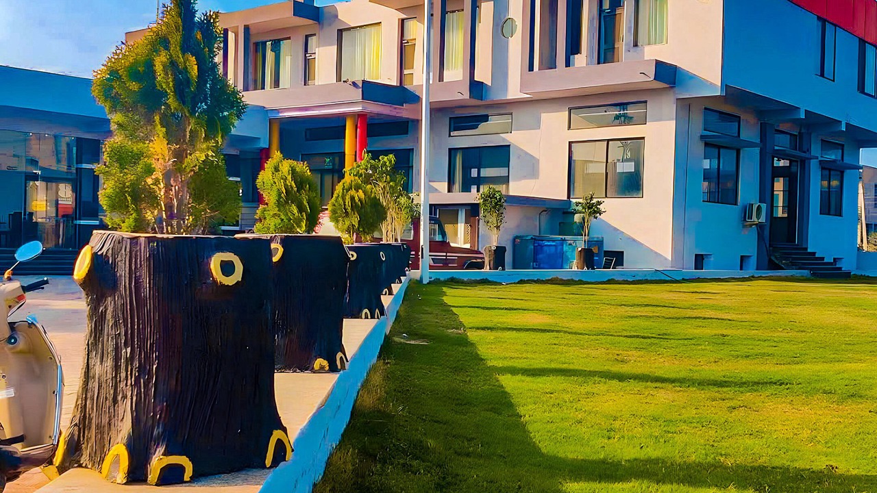 Photo of Outdoor in Chirawa