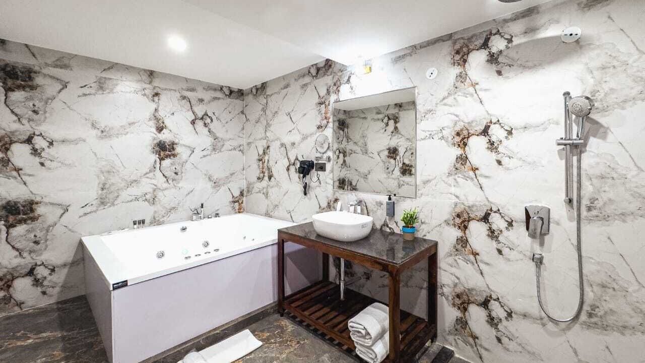 Photo of Bathroom in Rau