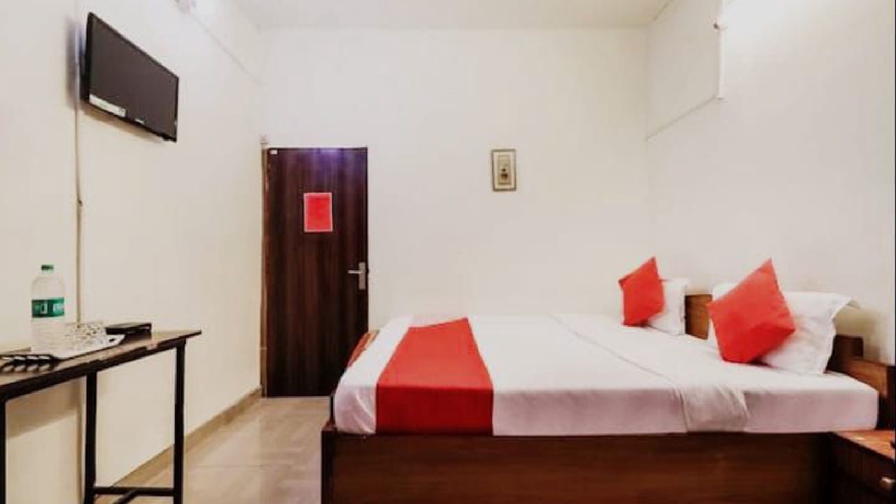 Photo of Bathroom in Mahanagar