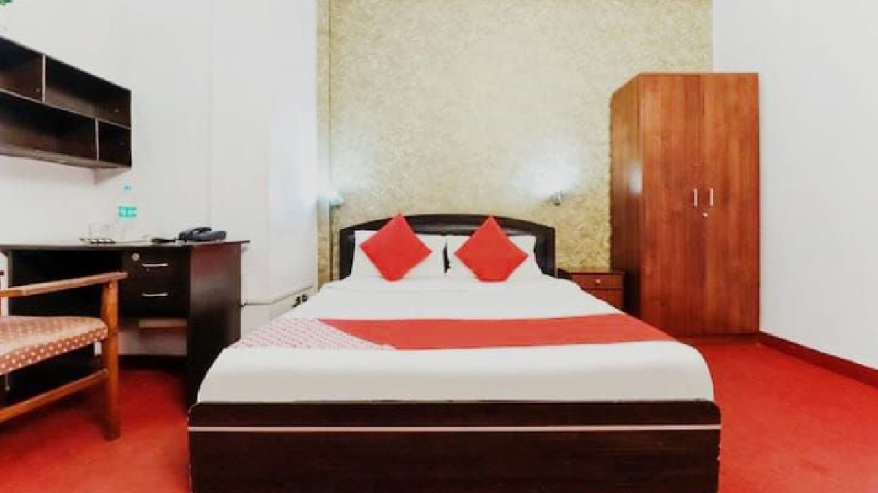 Photo of Bedroom in Mahanagar