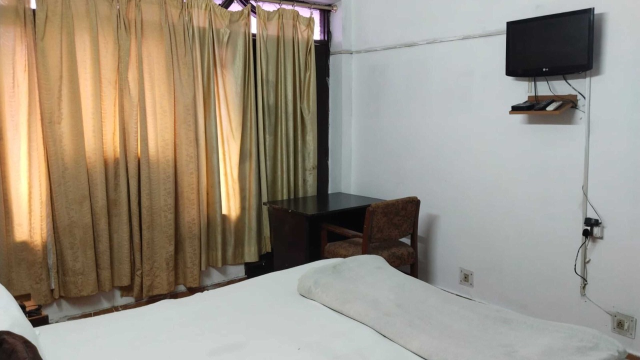 Photo of Bedroom in Mahanagar